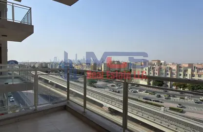 Apartment - 2 Bedrooms - 4 Bathrooms for rent in Daisy - Azizi Residence - Al Furjan - Dubai