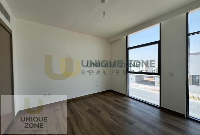 15460010 - Property Image 3