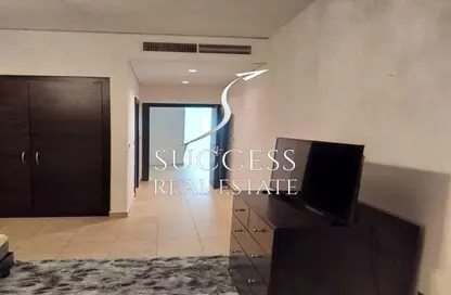 Villa - 3 Bedrooms - 3 Bathrooms for rent in Nakheel Townhouses - Jumeirah Village Circle - Dubai
