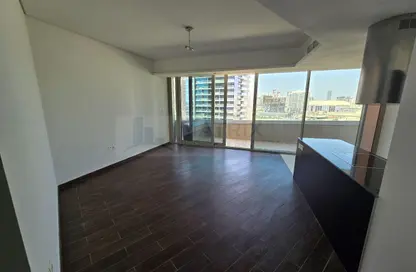 Apartment - Studio - 1 Bathroom for rent in The Matrix - Dubai Sports City - Dubai