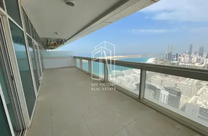 Apartment - 4 Bedrooms - 5 Bathrooms for rent in Corniche Road - Abu Dhabi