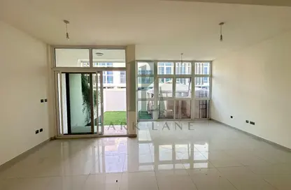 Townhouse - 3 Bedrooms - 4 Bathrooms for rent in Centaury - The Roots DAMAC Hills 2 - Damac Hills 2 - Dubai