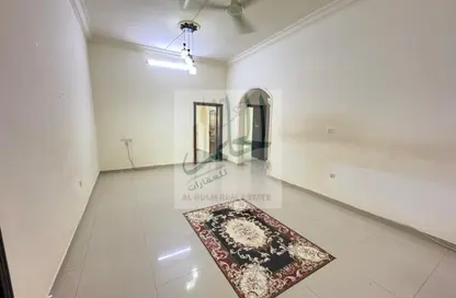 Half Floor - 4 Bedrooms - 3 Bathrooms for rent in Al Mowaihat 2 - Al Mowaihat - Ajman