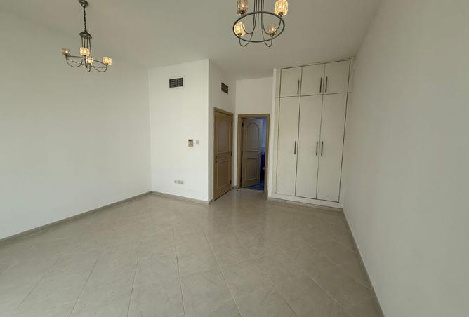 15373947 - Property Image 3