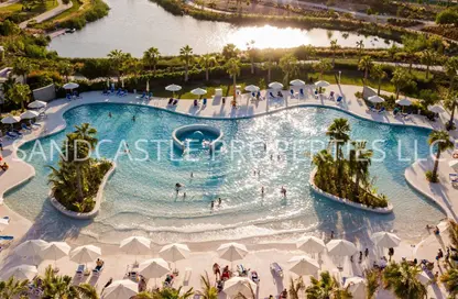 Apartment - 2 Bedrooms - 3 Bathrooms for sale in Damac District - DAMAC Hills - Dubai