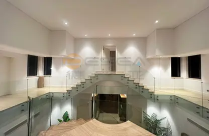صورة لـ مطبخ فيلا - 5 غرف نوم - 6 حمامات للبيع في شلالات الراحة - الأرض - منطقة الجولف بالجميرا - دبي ، صورة رقم 1