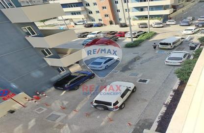 Apartment - 2 Bedrooms - 2 Bathrooms for sale in Tower 13 - Al Reef Downtown - Al Reef - Abu Dhabi