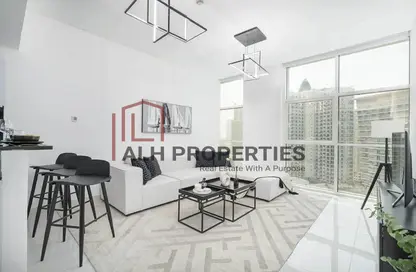 Living / Dining Room image for: Apartment - 1 Bedroom - 2 Bathrooms for sale in Park Central - Business Bay - Dubai, Image 1
