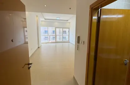 Apartment - 1 Bedroom - 2 Bathrooms for rent in ASB Tower - Dubai Silicon Oasis - Dubai