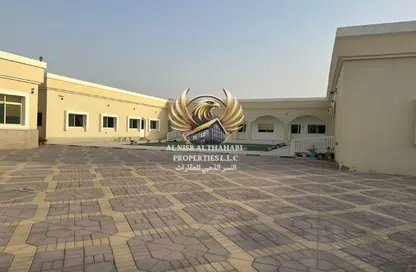 مركز أعمال - استوديو - 8 حمامات للايجار في جلفار - رأس الخيمة