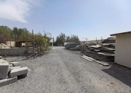 Warehouse - 2 bathrooms for rent in Al Sajaa - Sharjah
