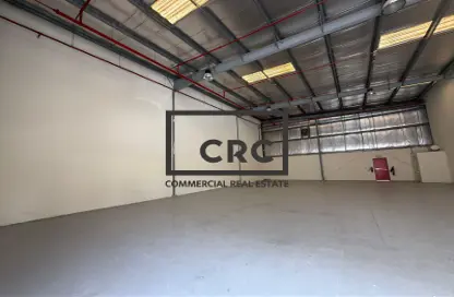 Warehouse - Studio for rent in Phase 1 - Dubai Investment Park (DIP) - Dubai