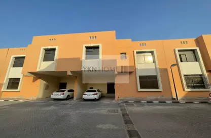 Villa - 4 Bedrooms - 5 Bathrooms for rent in Ministries Complex - Khalifa Park - Eastern Road - Abu Dhabi