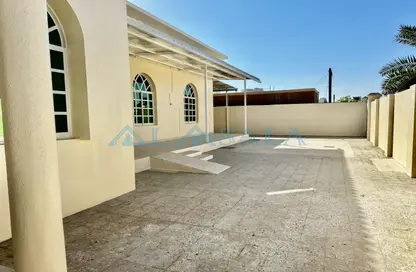Terrace image for: Villa - 4 Bedrooms - 3 Bathrooms for rent in Al Mamourah - Ras Al Khaimah, Image 1