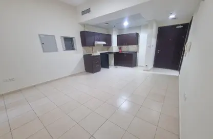 Apartment - 1 Bedroom - 2 Bathrooms for sale in Autumn 2 - Seasons Community - Jumeirah Village Circle - Dubai