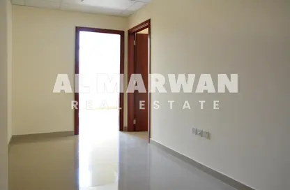 Empty Room image for: Apartment - 2 Bedrooms - 2 Bathrooms for rent in The Grand Avenue - Al Nasreya - Sharjah, Image 1