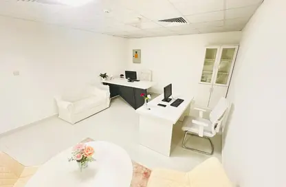 Office Space - Studio - 1 Bathroom for rent in Silver Home Building - Hor Al Anz - Deira - Dubai