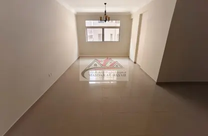 شقة - 2 غرف نوم - 2 حمامات للايجار في ذا سكواير 1 - تجارية مويلح - الشارقة