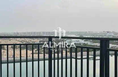 Balcony image for: Villa - 2 Bedrooms - 3 Bathrooms for sale in Waters Edge - Yas Island - Abu Dhabi, Image 1