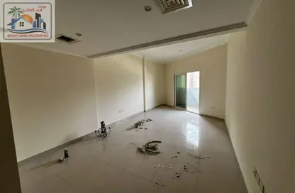 Apartment - 3 Bedrooms - 3 Bathrooms for rent in New Al Taawun Road - Al Taawun - Sharjah