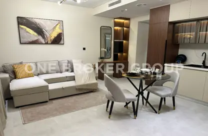 شقة - غرفة نوم - 2 حمامات للبيع في بي جي وان - الفرجان - دبي