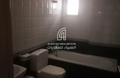 Apartment - 1 Bedroom - 2 Bathrooms for rent in Al Kaloti Tower - Al Majaz 2 - Al Majaz - Sharjah