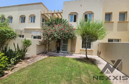 Villa - 2 Bedrooms - 3 Bathrooms for rent in Springs 14 - The Springs - Dubai