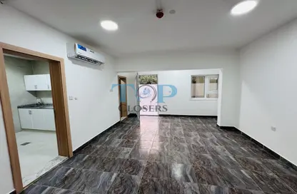 شقة - غرفة نوم - 2 حمامات للايجار في الجيمي - العين