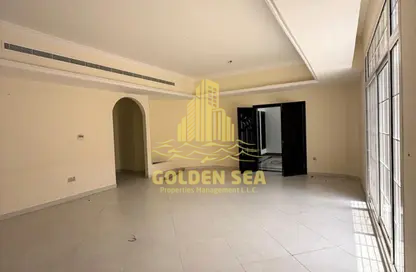 Villa - 5 Bedrooms - 7 Bathrooms for rent in Mohamed Bin Zayed Centre - Mohamed Bin Zayed City - Abu Dhabi