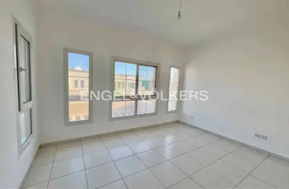 Villa - 3 Bedrooms - 3 Bathrooms for rent in Springs 4 - The Springs - Dubai