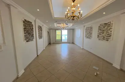 Apartment - 3 Bedrooms - 3 Bathrooms for rent in Al Khan Lagoon Tower - Al Khan Lagoon - Al Khan - Sharjah Apartment - 3 Bedrooms - 3 Bathrooms for rent in Al Khan Lagoon Tower - Al Khan Lagoon - Al Khan - Sharjah