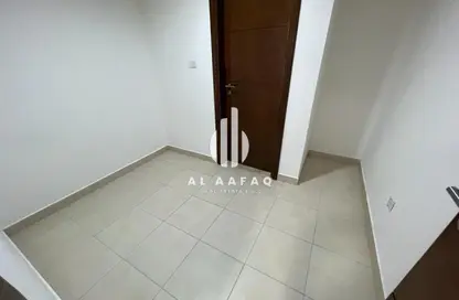 Apartment - 3 Bedrooms - 5 Bathrooms for rent in Al Taawun - Sharjah