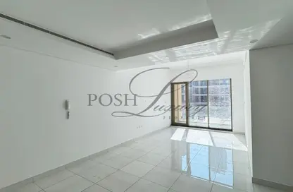 شقة - 2 غرف نوم - 2 حمامات للايجار في مبني أجياد - الضاحية 10 - قرية الجميرا سركل - دبي