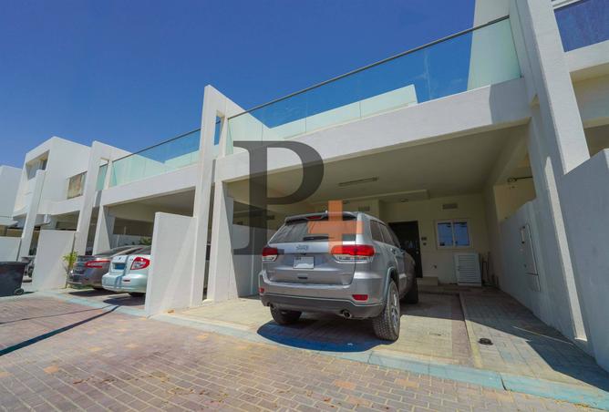 Ready 3BR + Maid | 5 Baths | BUA 2,414 sq ft | AED 115,000