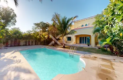 Villa - 4 Bedrooms - 5 Bathrooms for rent in Legacy - Jumeirah Park - Dubai