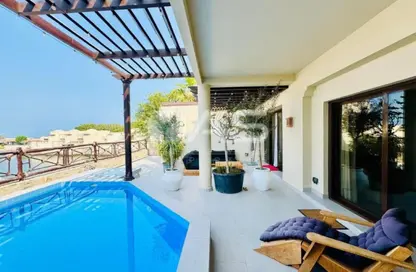 النزل و الشقق الفندقية - 3 غرف نوم - 3 حمامات للبيع في ذا كوف روتانا - الواجهة المائية - راس الخيمة - رأس الخيمة