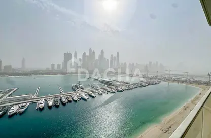 Apartment - 3 Bedrooms - 3 Bathrooms for rent in Palace Beach Residence Tower 1 - Palace Beach Residence - EMAAR Beachfront - Dubai Harbour - Dubai