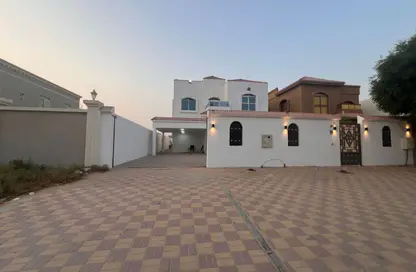 Villa - 5 Bedrooms - 7 Bathrooms for sale in Al Mowaihat 2 - Al Mowaihat - Ajman