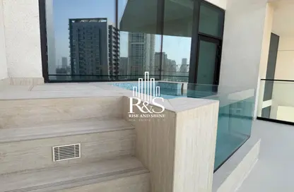 Apartment - 1 Bedroom - 2 Bathrooms for rent in Binghatti Phantom - District 17 - Jumeirah Village Circle - Dubai