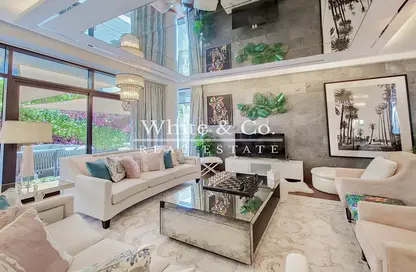 Living Room image for: Villa - 5 Bedrooms - 7 Bathrooms for sale in Picadilly Green - DAMAC Hills - Dubai, Image 1