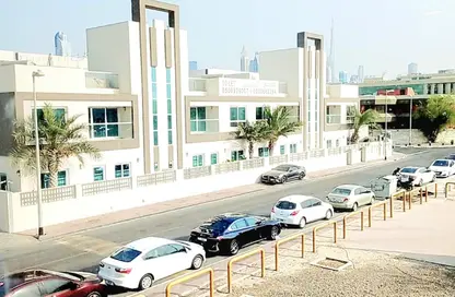 شقة - 2 غرف نوم - 3 حمامات للايجار في شارع الوصل - الوصل - دبي