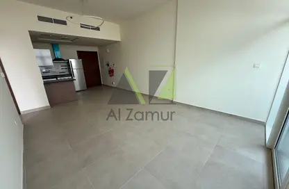 شقة - غرفة نوم - 2 حمامات للايجار في عزيزي بلازا - الفرجان - دبي
