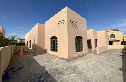 Townhouse - 4 Bedrooms - 4 Bathrooms for rent in Sas Al Nakheel Village - Sas Al Nakheel - Abu Dhabi