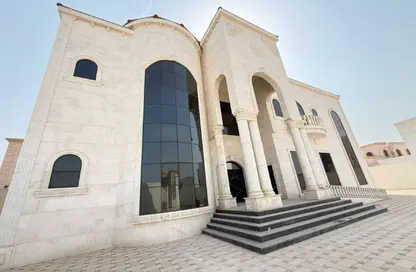 Villa - 7 Bedrooms - 7+ Bathrooms for sale in Seih Al Uraibi - Ras Al Khaimah