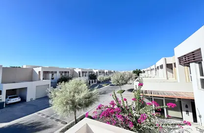 تاون هاوس - 3 غرف نوم - 4 حمامات للايجار في فلل فلامنغو - ميناء العرب - راس الخيمة - رأس الخيمة