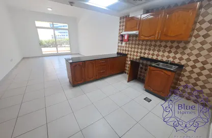 Apartment - Studio - 1 Bathroom for rent in Oud Metha - Bur Dubai - Dubai