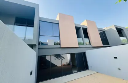 Townhouse - 2 Bedrooms - 4 Bathrooms for rent in Sendian - Masaar - Tilal City - Sharjah