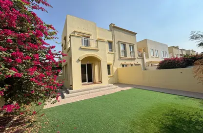 فيلا - 2 غرف نوم - 3 حمامات للايجار في الينابيع 4 - الينابيع - دبي فيلا - 2 غرف نوم - 3 حمامات للايجار في الينابيع 4 - الينابيع - دبي