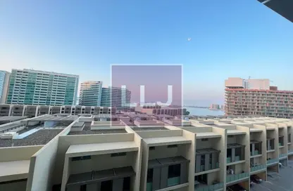 Apartment - 2 Bedrooms - 3 Bathrooms for rent in Al Nada 2 - Al Muneera - Al Raha Beach - Abu Dhabi
