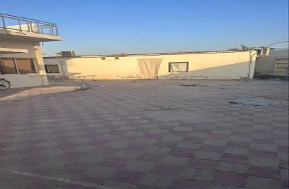 Villa - 4 Bathrooms for sale in Al Sabkha - Al Riqqa - Sharjah